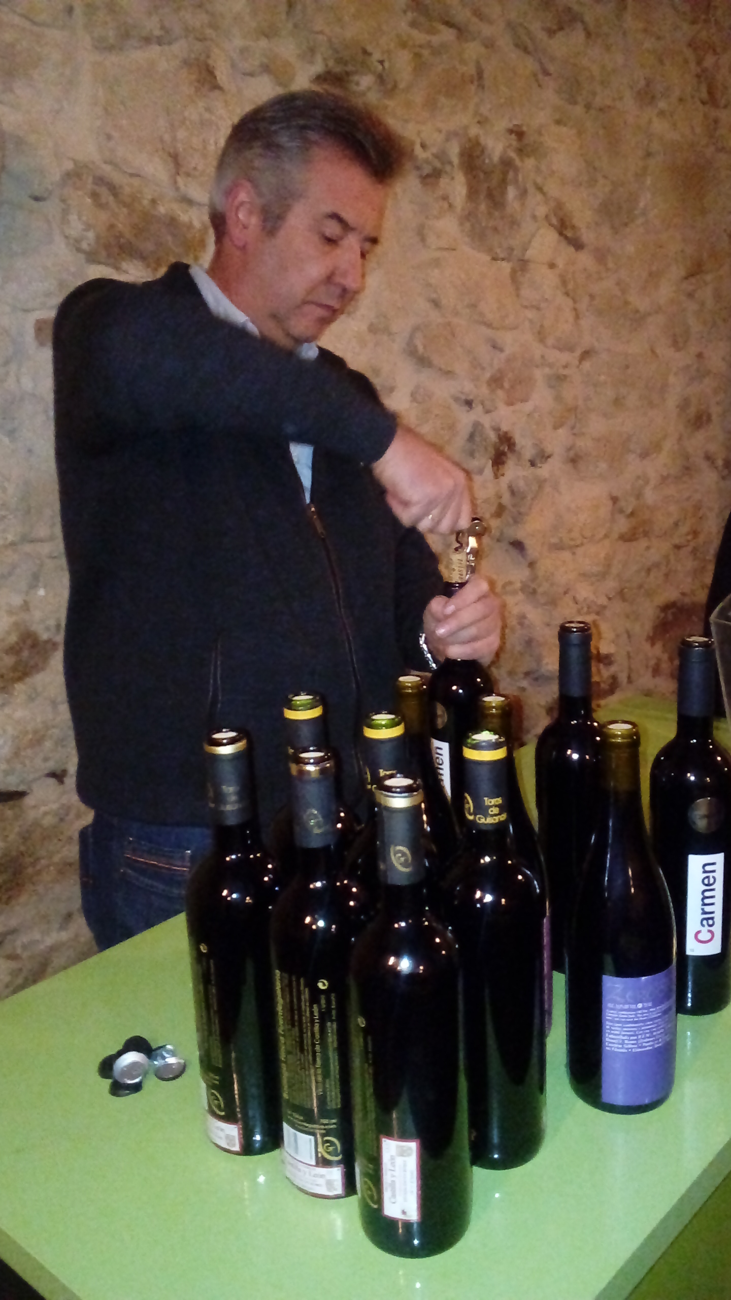 Manuel Mena en la Cata de vinos