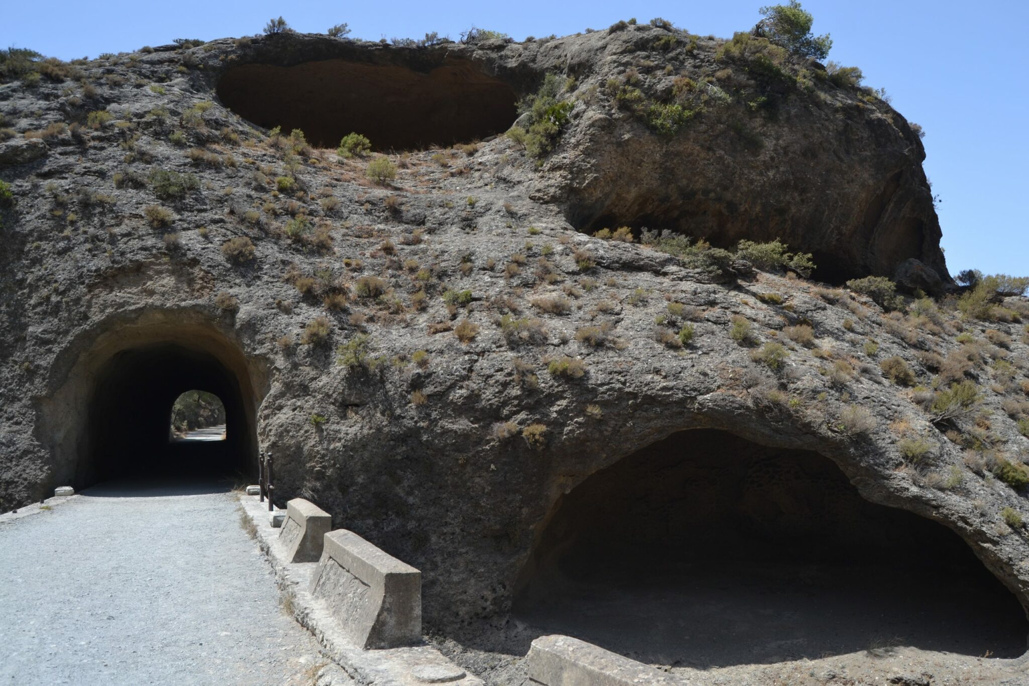 Túnel y el Puente de los Tafonis