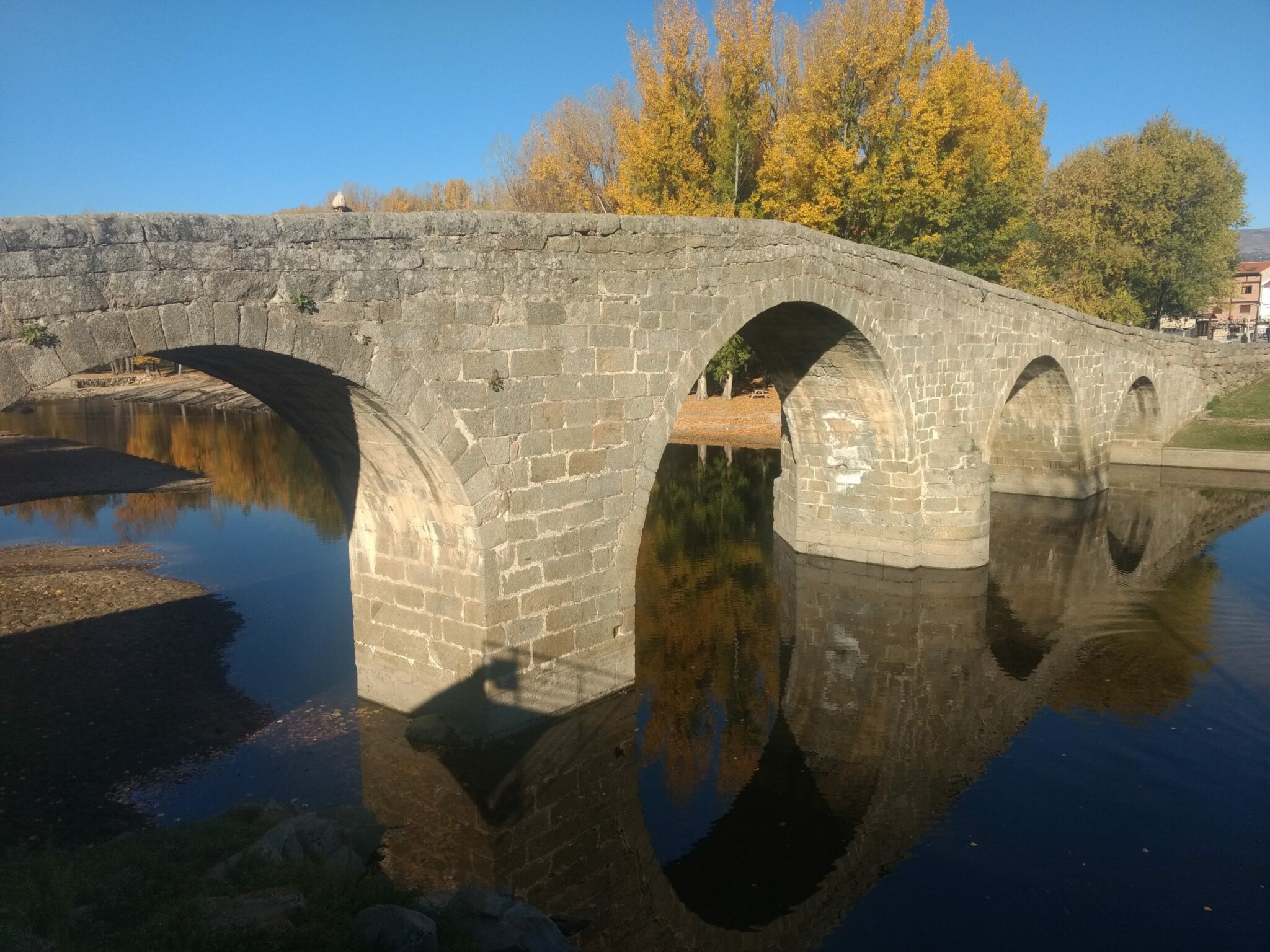 Puente Románico de Navaluenga
