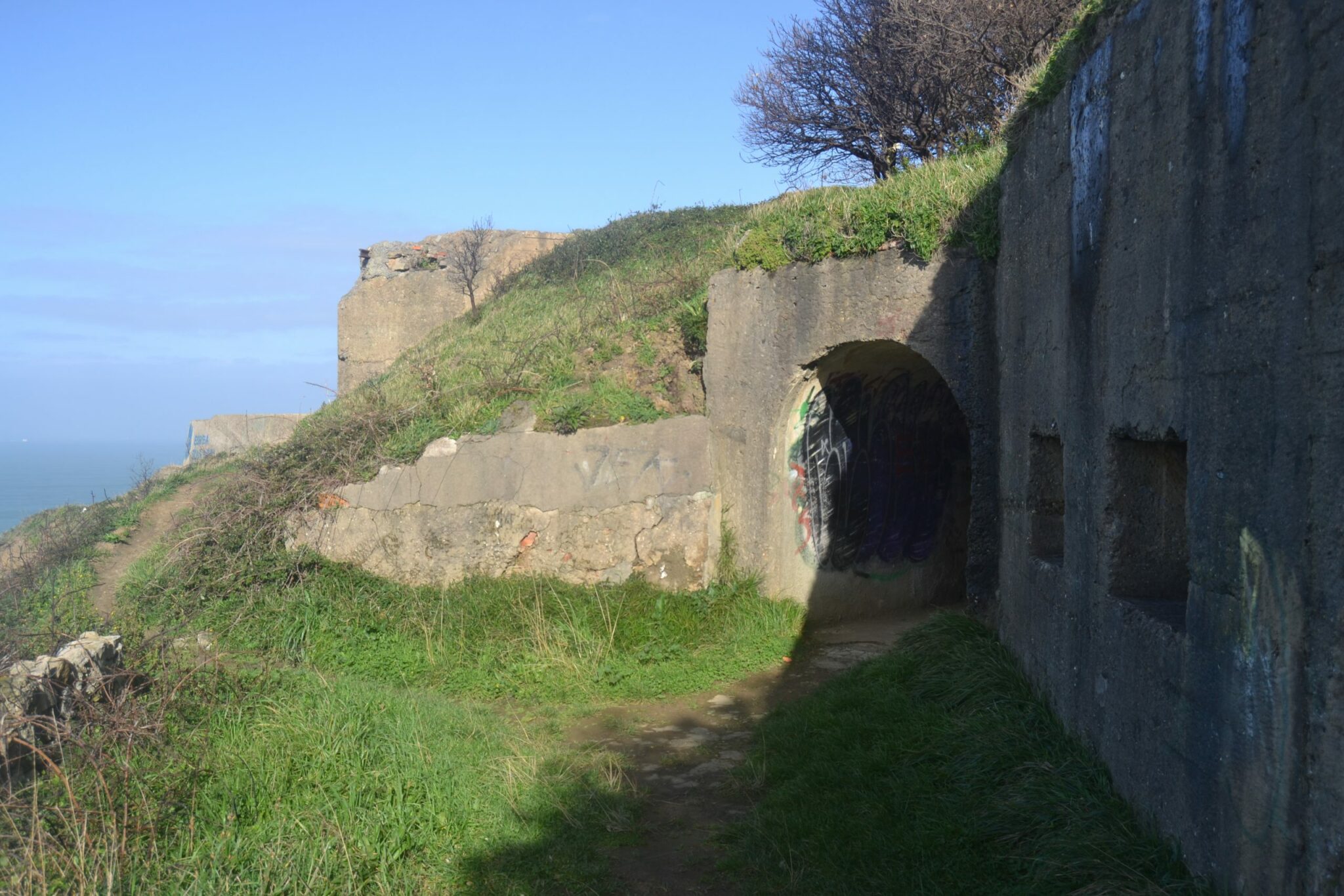 Entrada principal del bunker de Gorliz