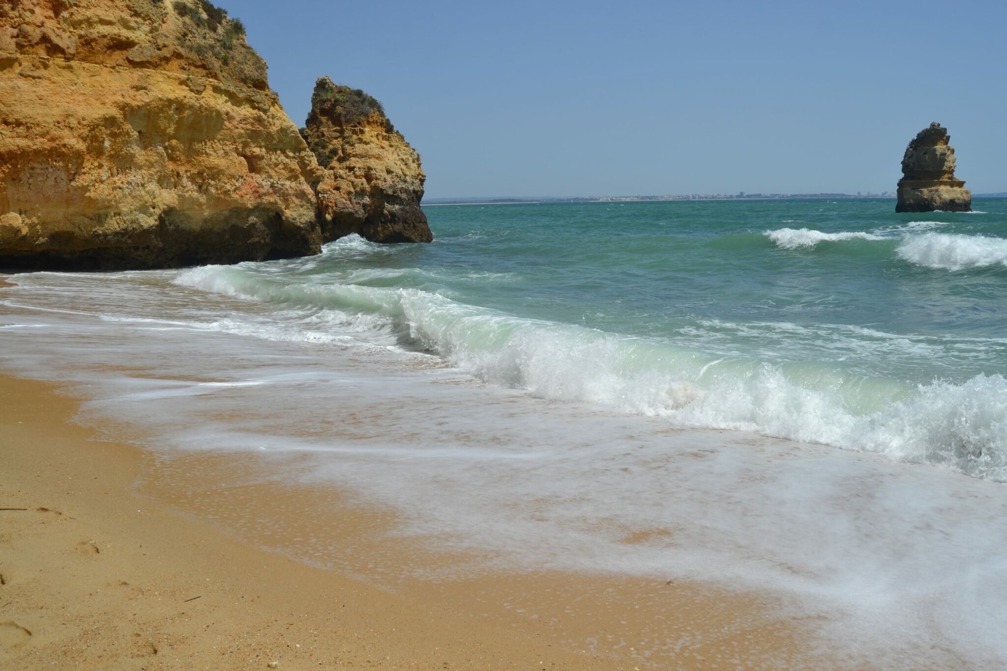 Praia do Camilo