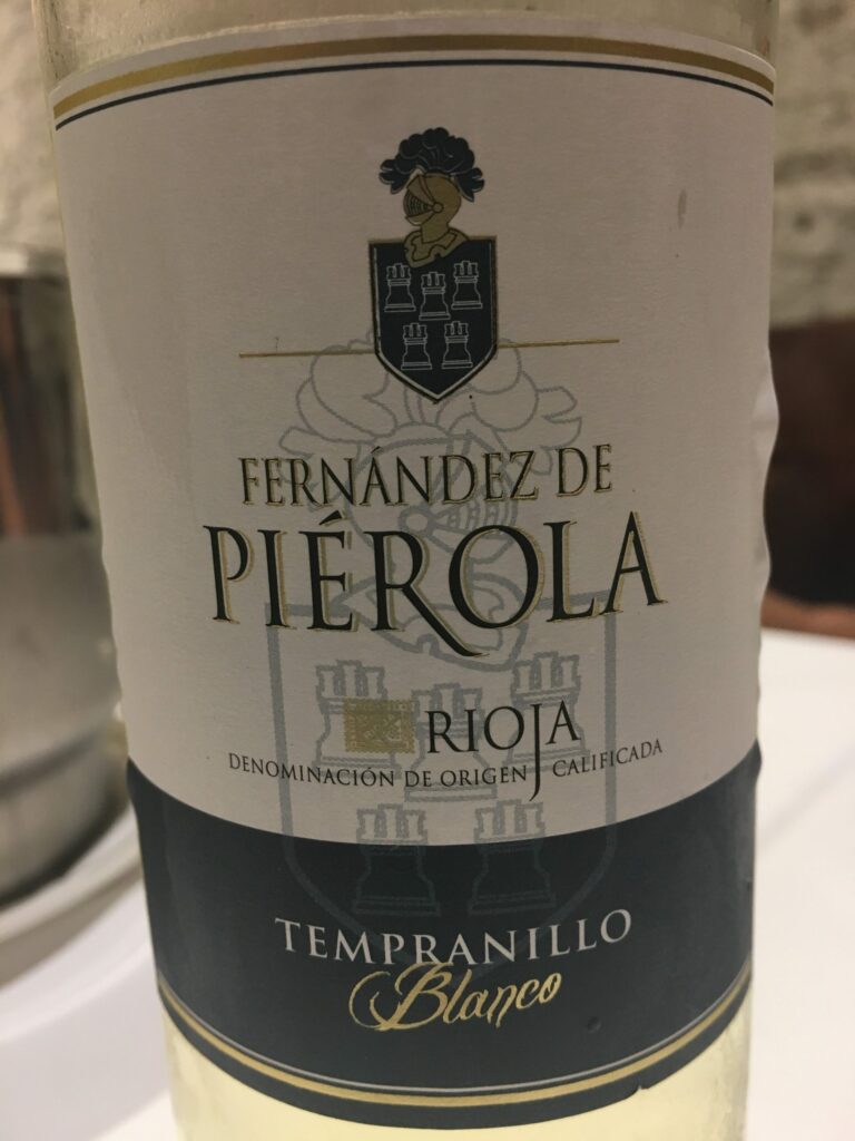 Vino blanco Fernández de Piérola