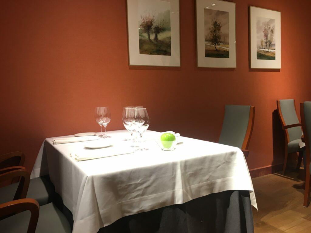 Comedor del Restaurante Zaldiaran de Vitoria-Gasteiz