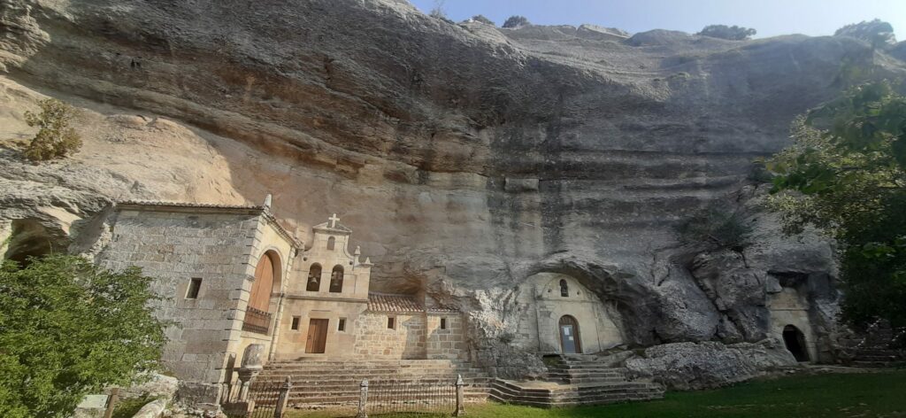 Cueva Ermita de San Bernabé