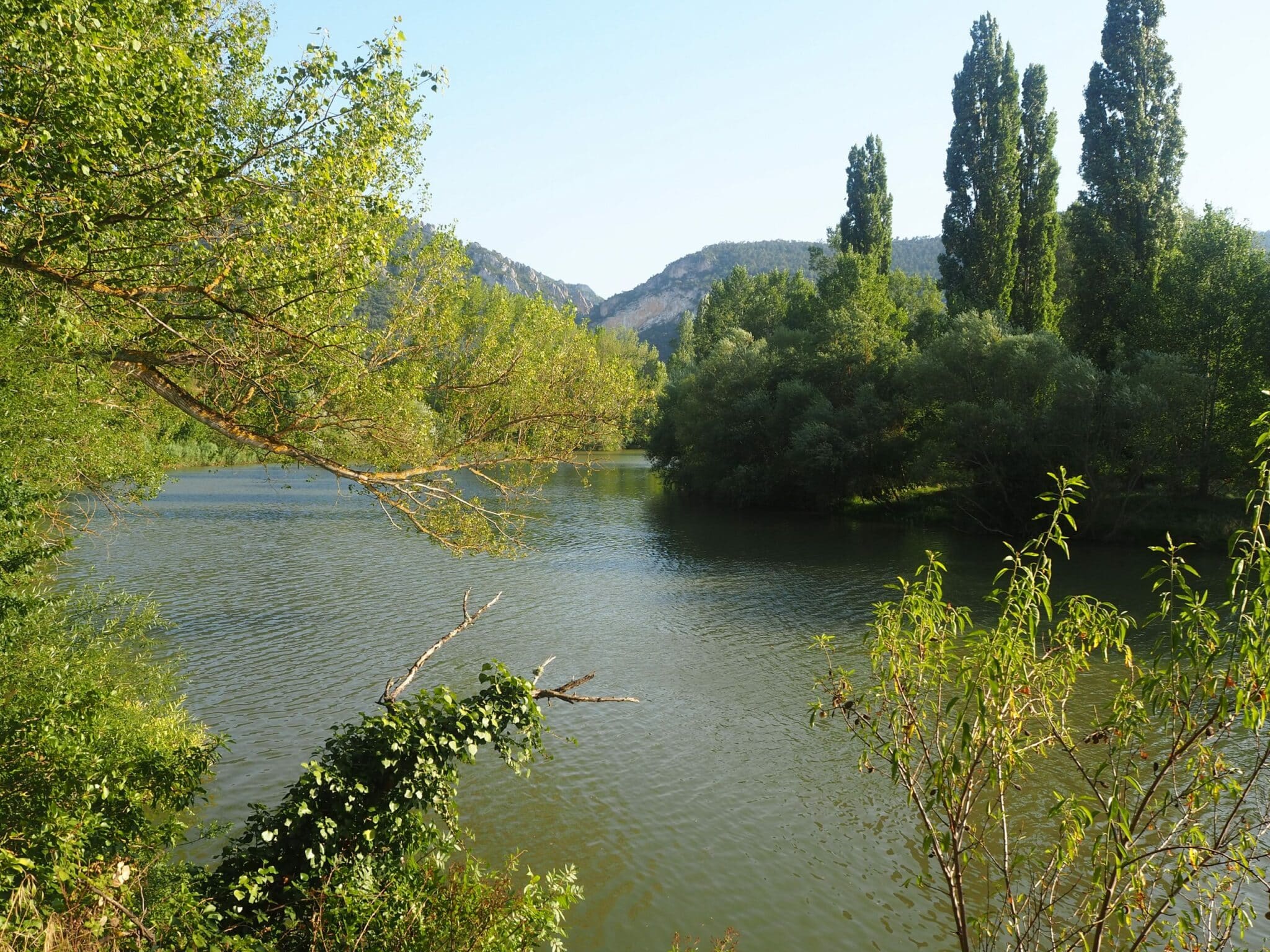 Río Ebro a su paso por Cillaperlata