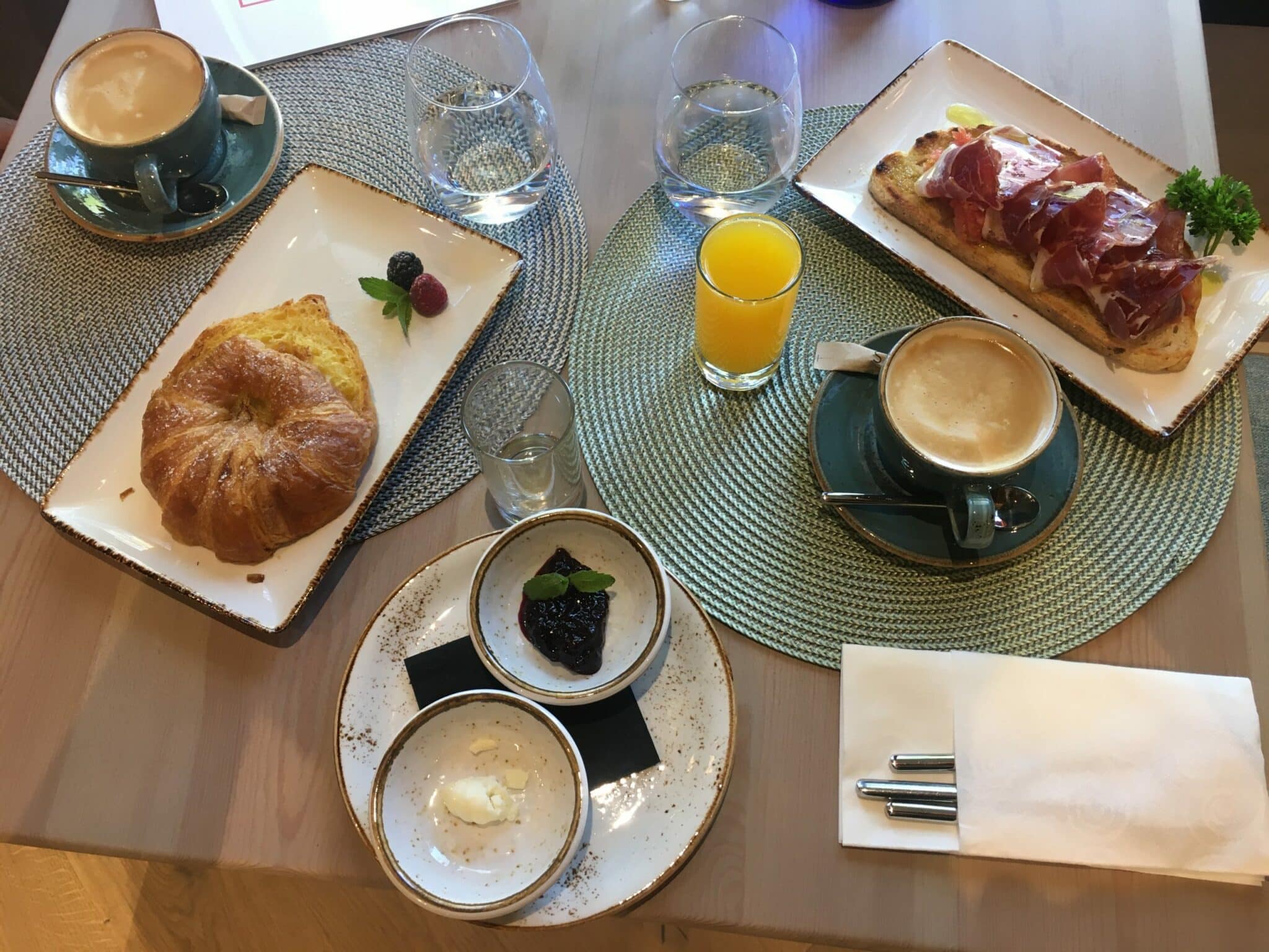 Desayuno en el Hotel Sofraga Palacio