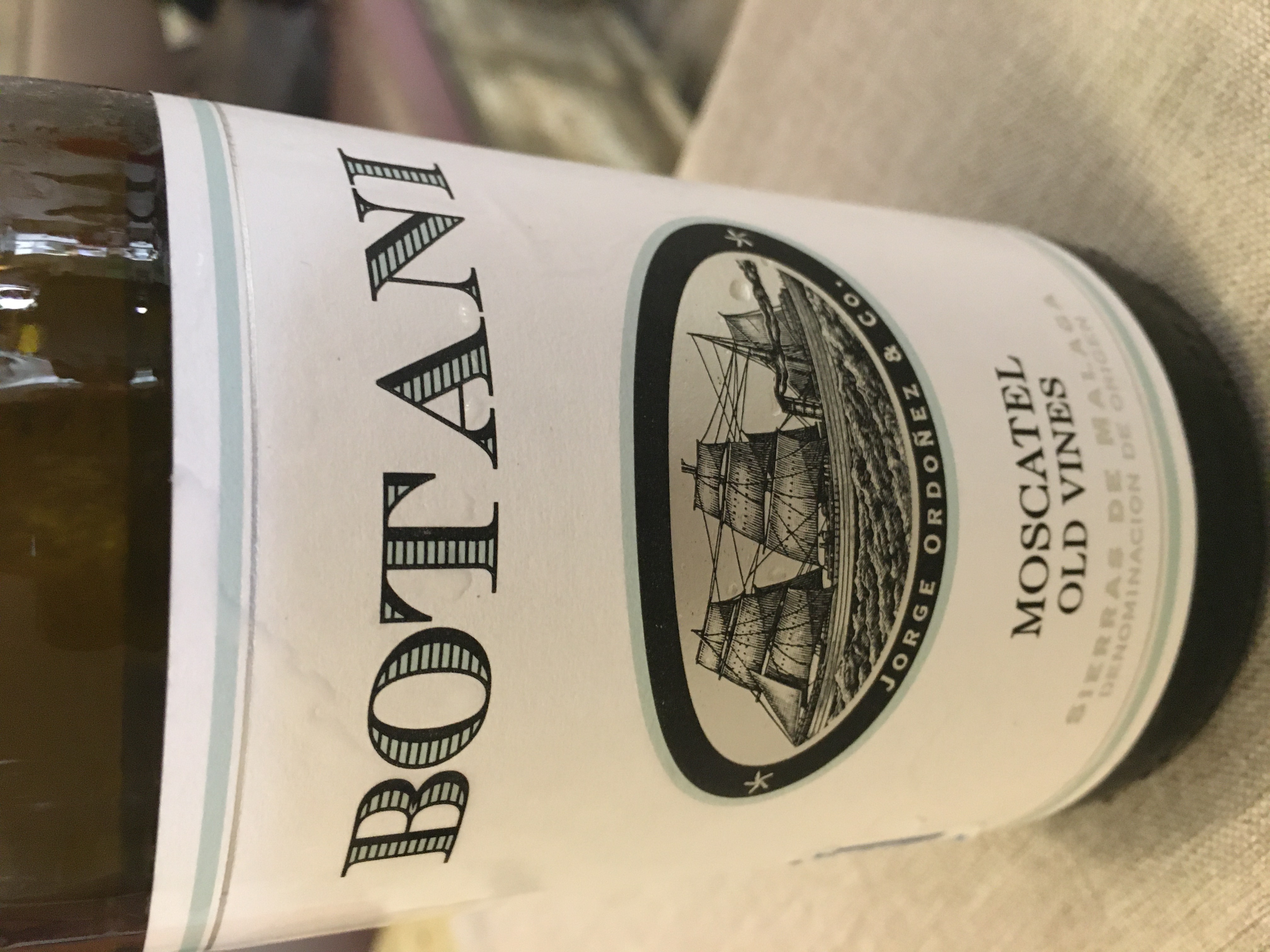 Vino blanco Botani